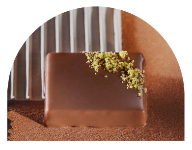 Aegina Pistachio close